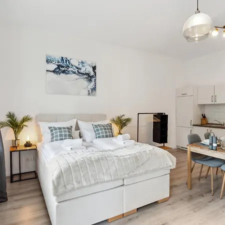 Homespace - Magdeburg - Gemuetliches Apartment Mit Balkon Extérieur photo