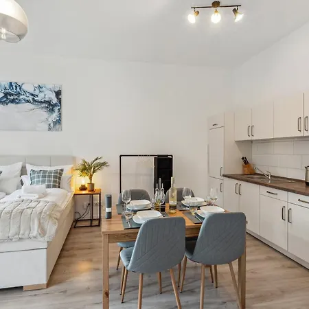 Homespace - Magdeburg - Gemuetliches Apartment Mit Balkon Extérieur photo