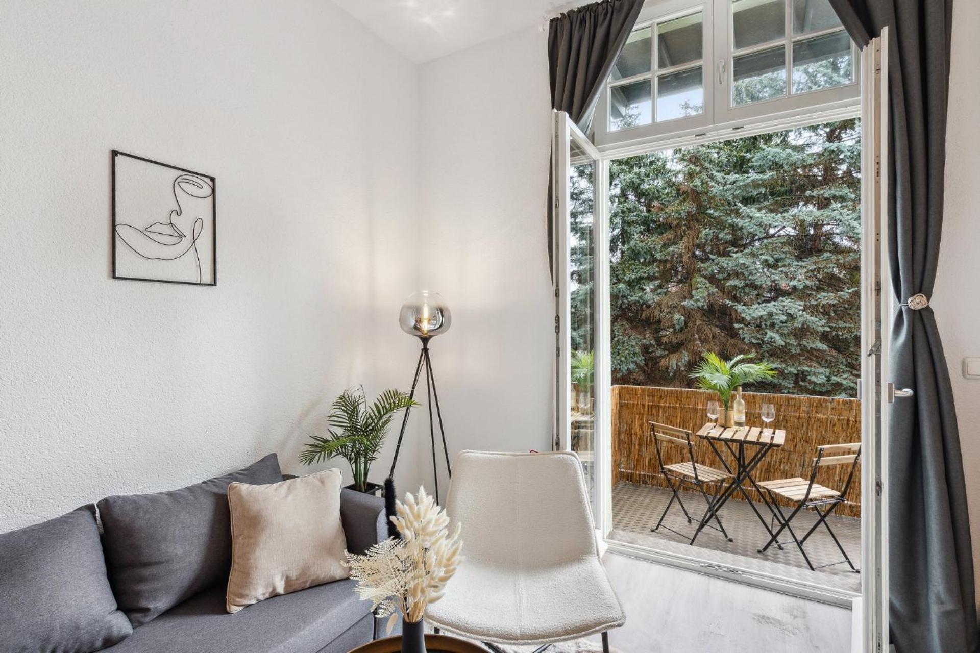 Homespace - - Gemuetliches Mit Balkon * Magdeburg